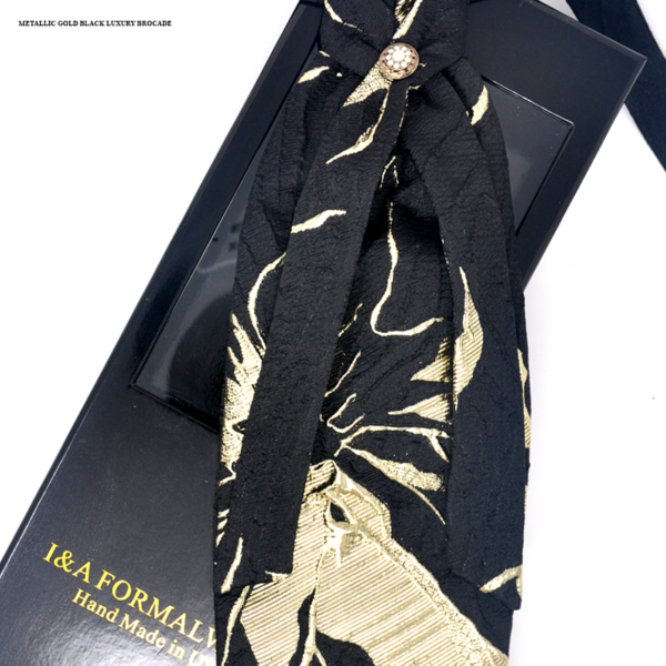 Gold Cravats. Cravat Neckties