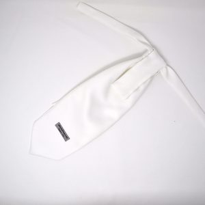 Groom's White Tie Styles