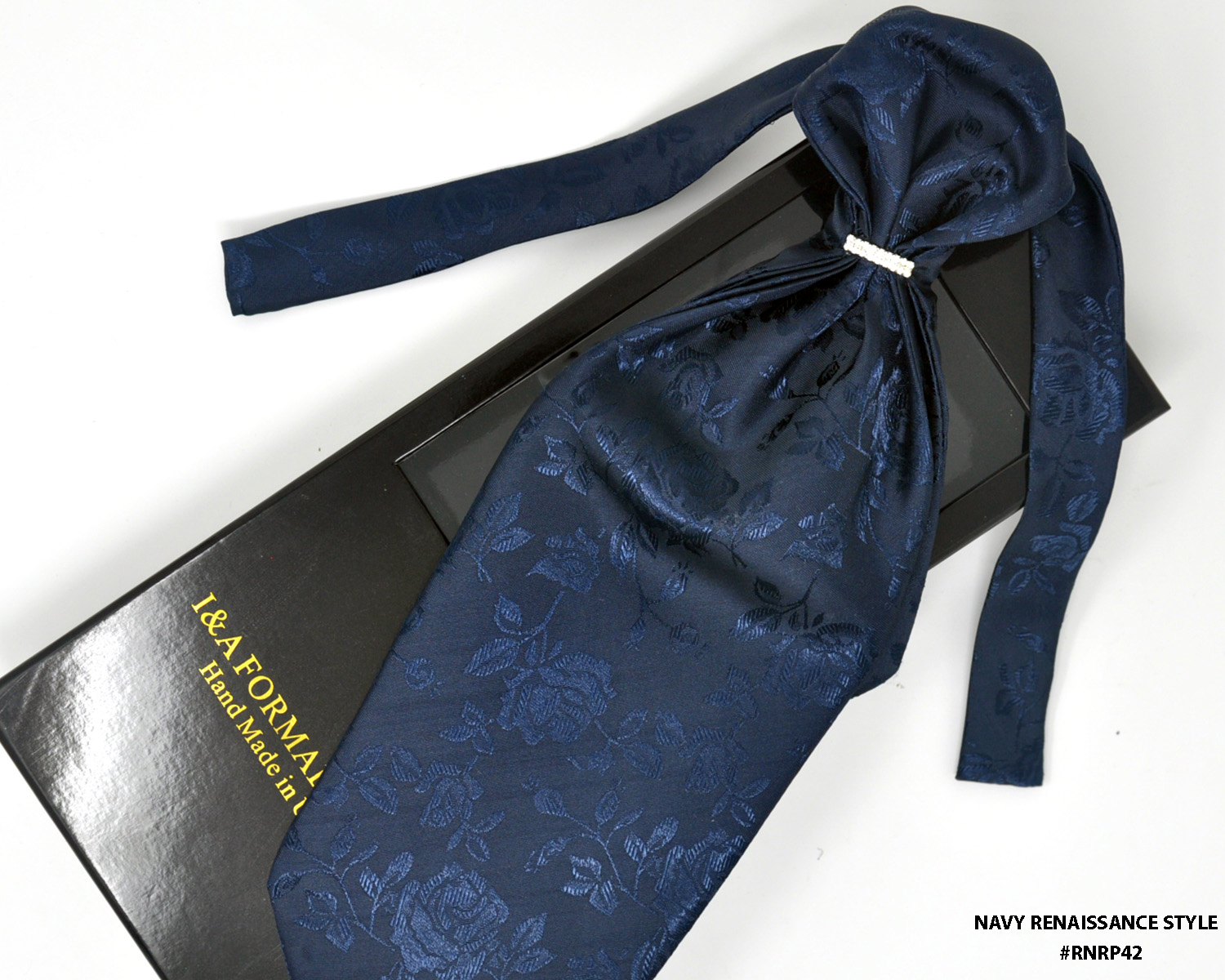 Men’s Tuxedo Ascot Necktie